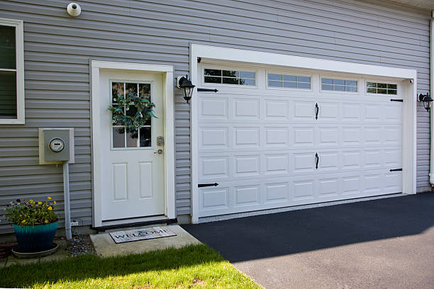 24/7 Emergency Garage Door Panel Replacement experts in McCrory, AR